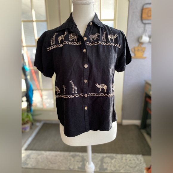 Lemon Grass shirt size small black with African animals short sleeve button up - Picture 1 of 6